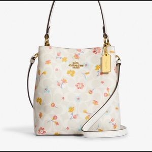 Bundle Coach Small Town Bucket Bag +Medium wallet With Mystical Floral Print.